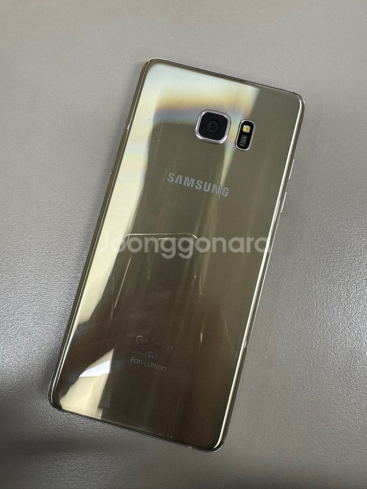 갤럭시노트FE 골드 64G 배달용 퀵용 개발용 게임용 가성비 꿀단말기 5만원 판매해요--1